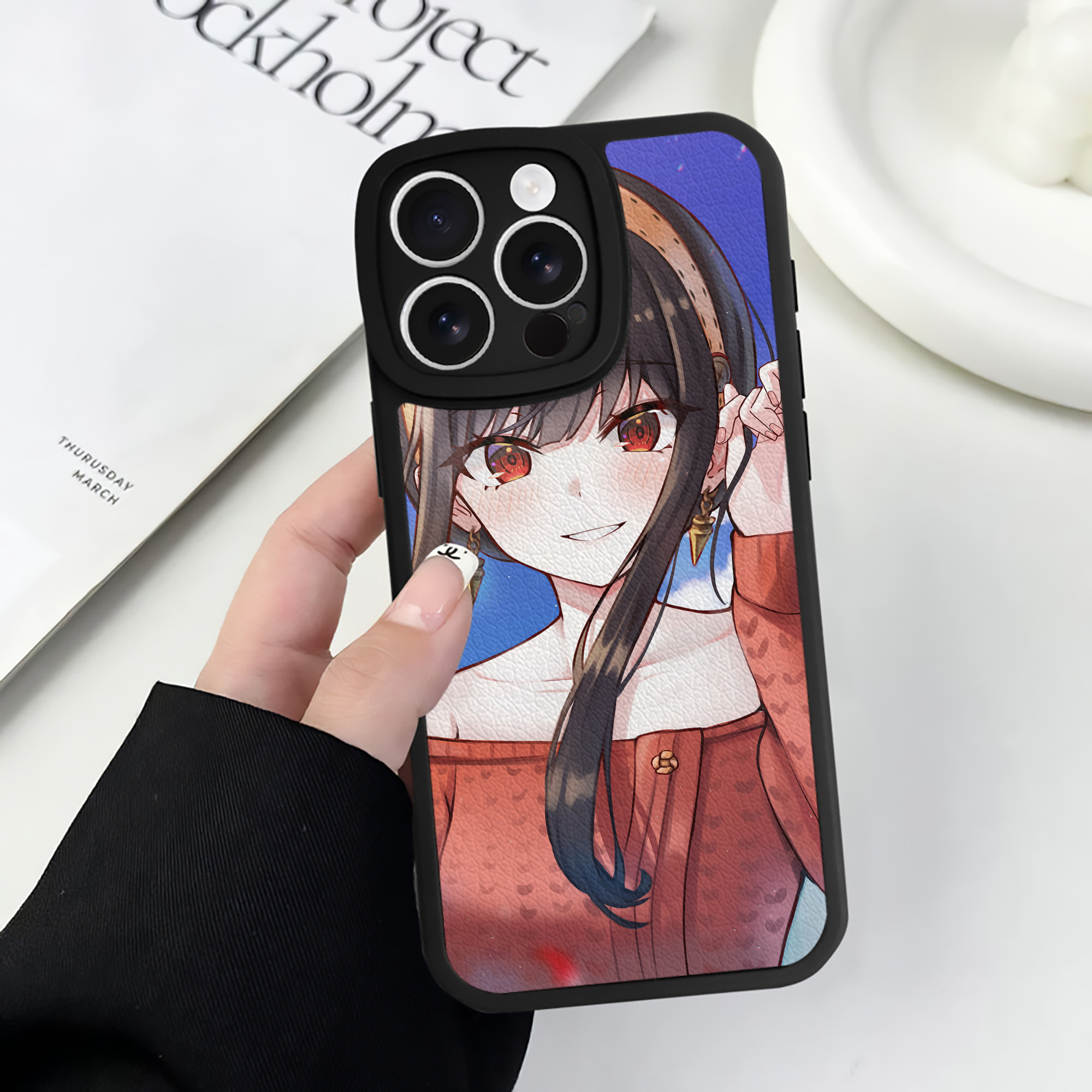 （画像用） SPY×FAMILY间谍家家酒 【iPhone 16シリーズ対応】シリコンスマホケース（レザー調） 材質：シリコン